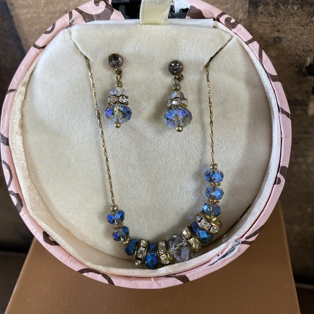 c.A.K.e. by Ali Khan Blue Crystal Necklace & Earring Set – New / Distressed Box
